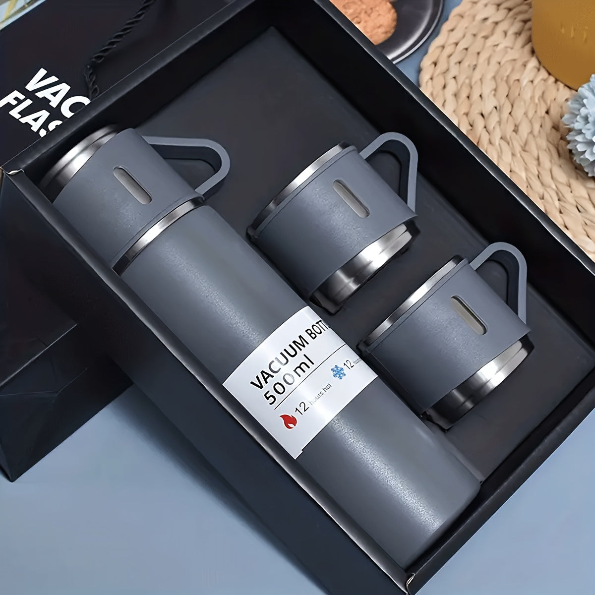 4pcs Stainless Steel Insulated Water Bottle Gift Set - Large 500ml/16.9oz w/3 Small Cups +1 Bottle