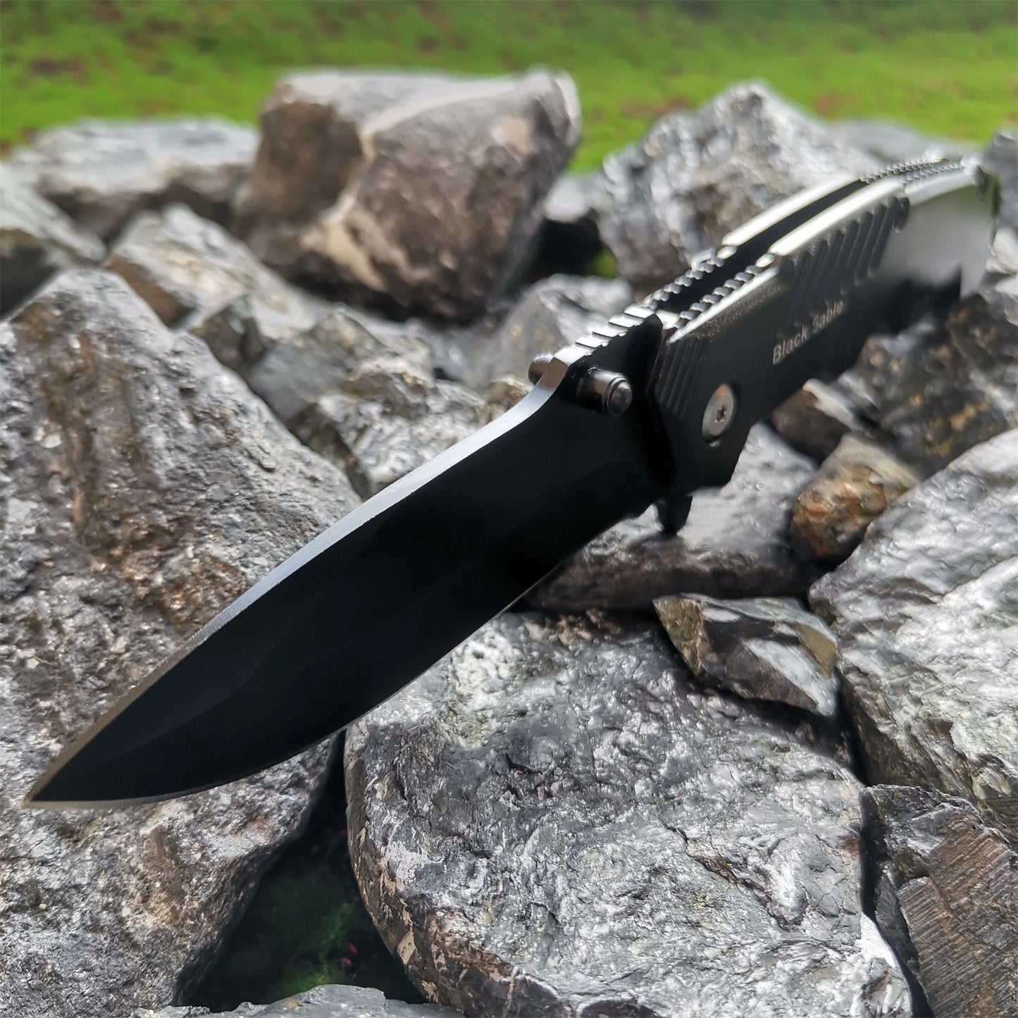 Outdoor Tactical Knife Folding Pocket Knife Jungle Knife Fruit Knife Portable 8Cr15 Steel Blade Knife