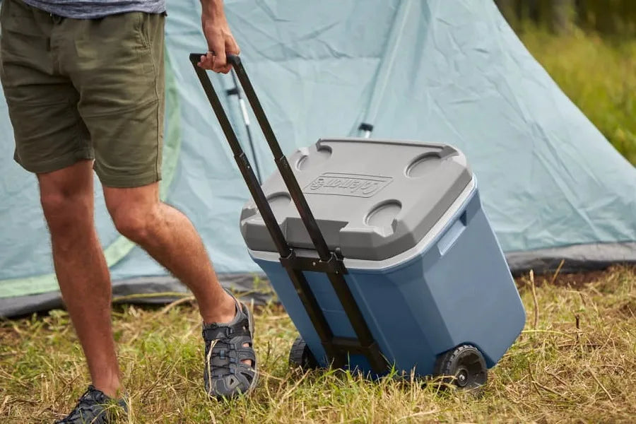 Coleman 316 Series 60QT Hard Chest Wheeled Cooler, Lakeside Blue