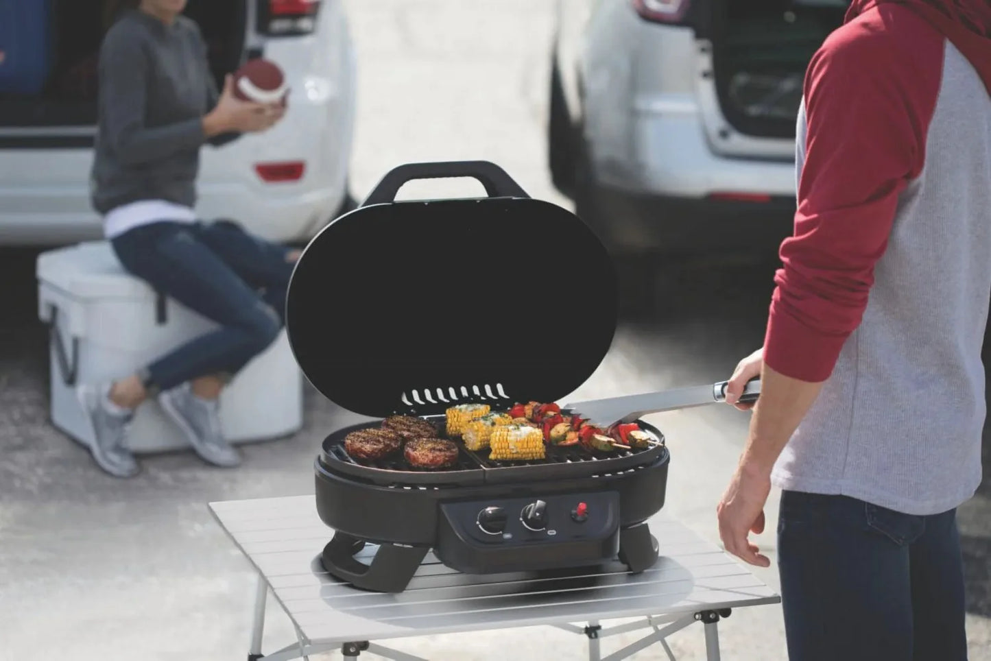 COLEMAN Roadtrip 225 Tabletop 2 Burner Propane Gas Grill Black 2 adjustable burners