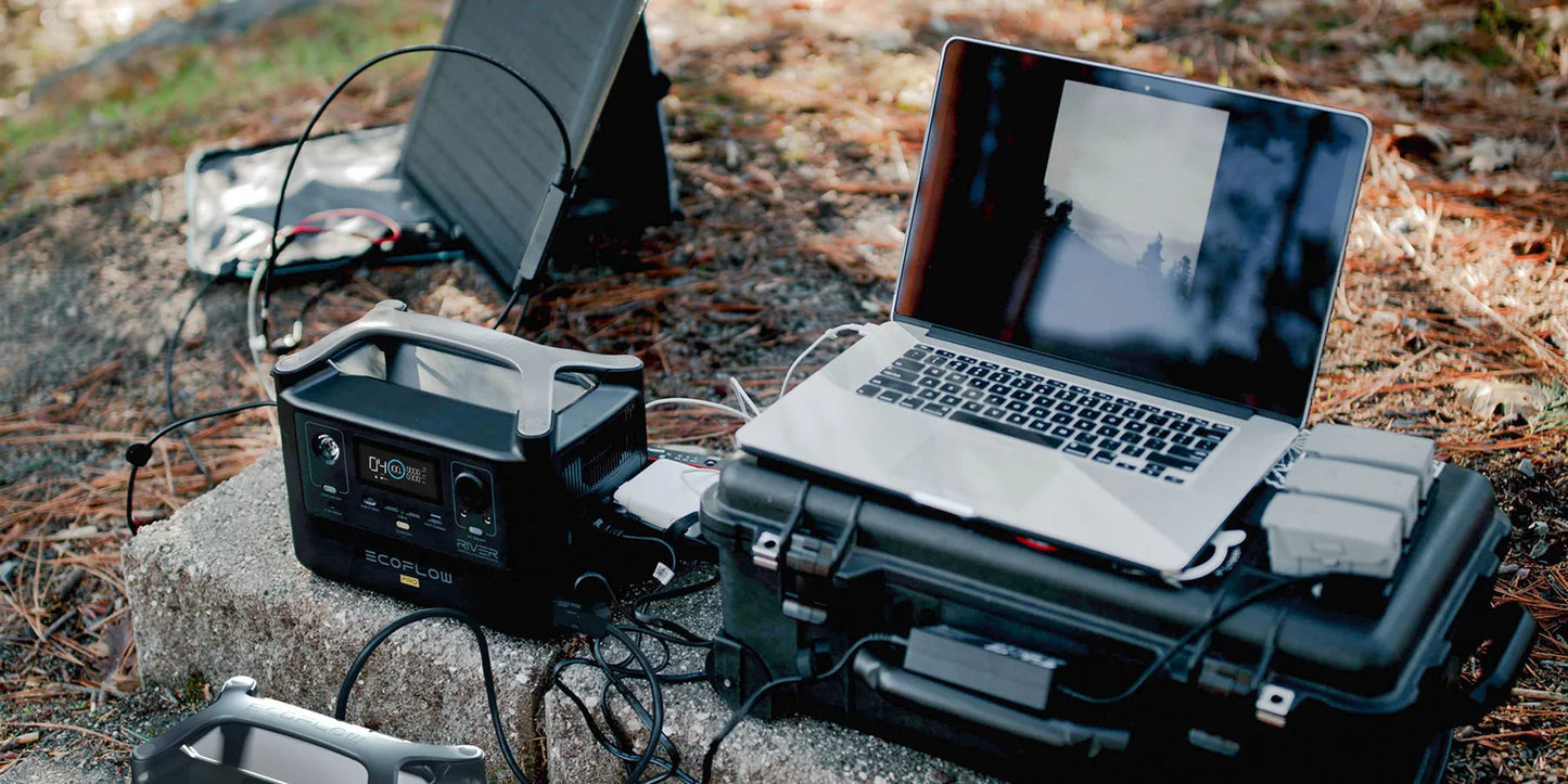ECOFLOW RIVER Pro Portable Power Station 720Wh, Power Multiple Devices, Recharge 0-80% Within 1 Hour