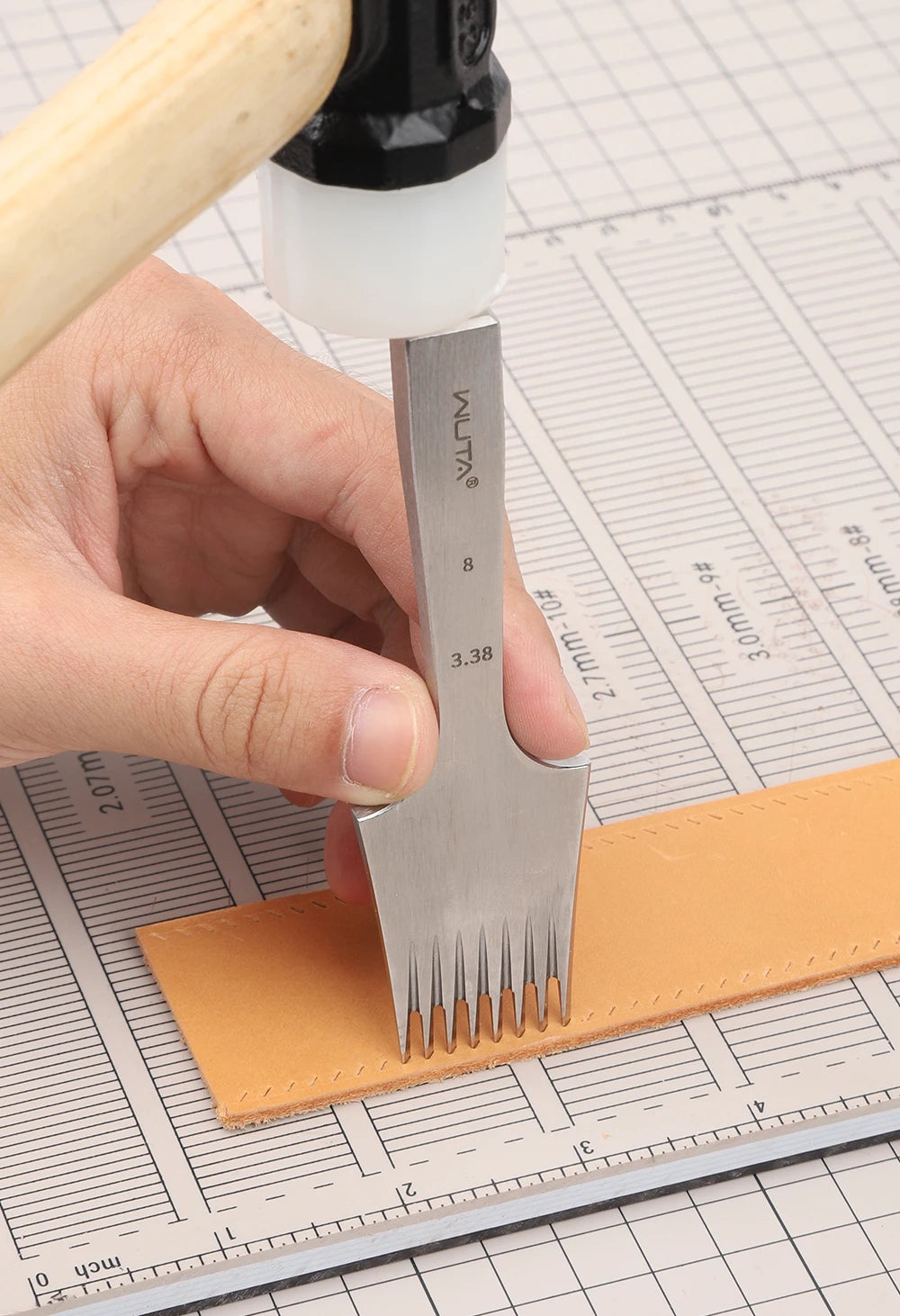 WUTA 1pc High Quality Sharp Leather Chisel French Style Pricking Iron /Polish-2.7/3.0/3.38/3.85mm