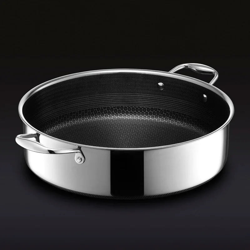 HexClad Hybrid Nonstick Sauté Pan and Lid, Chicken Fryer, 7-Quart, Dishwasher and Oven-Safe,