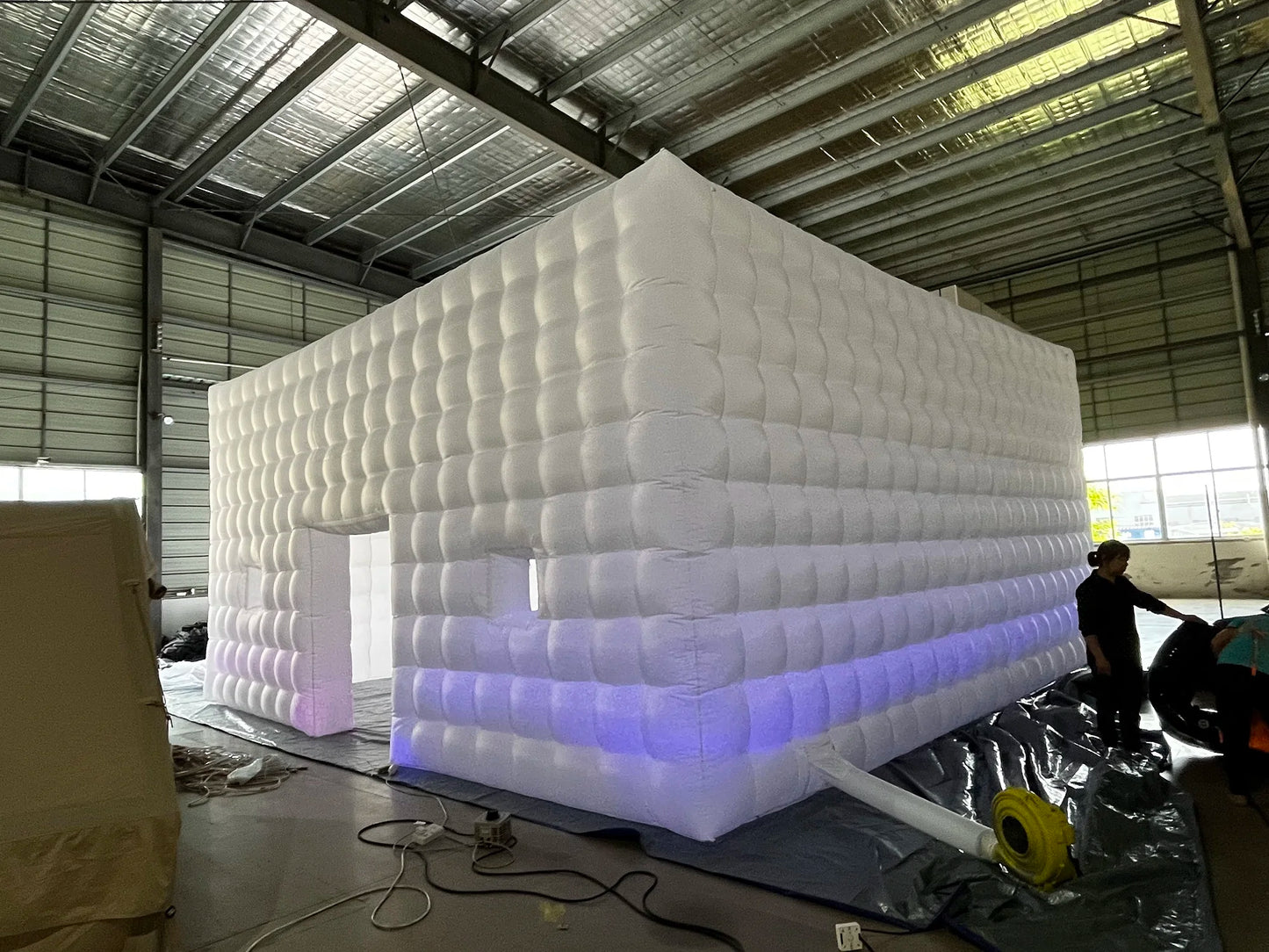 Inflatable Nightclub Cube Tent Disco Light Nightclub Tent with LED Colour Lighting Suitable W/Blower