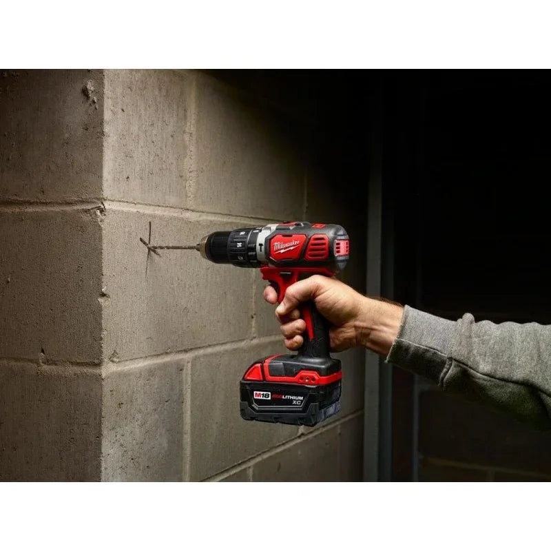 MMilwaukee 2697-22 M18 18-Volt Lithium-Ion Cordless Hammer Drill/Impact Driver XC Combo Kit (2-Tool)